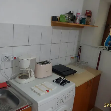 Realtrust Apartment *